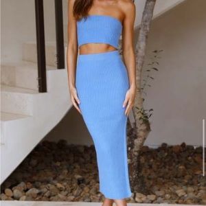 Hello Molly two piece blue midi skirt set 🩵